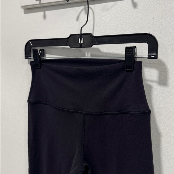 ALO Yoga Airbrush High-Waist Bootcut Legging - Picture 7 of 14